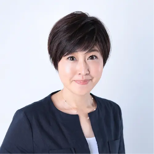三須亜希子氏