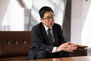 登壇者:角 智宏氏 登壇者:角 智宏氏